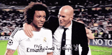لا تبك يا صديقي ريال مدريد زيدان مارسيلو صداقة GIF - Zidane Marcelo Friends GIFs