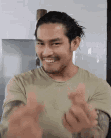 ion perez ion cutie viceion ion finger heart