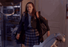 tired gilmore girls shrug off jacket alexis bledel tired gilmore girls shrug off jacket alexis bledel