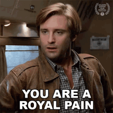 You Are A Royal Pain Lone Starr GIF - You Are A Royal Pain Lone Starr Bill Pullman GIFs