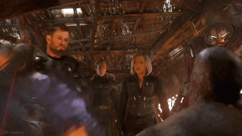 A GIF Of Thor killing Thanos With The Stormbreaker 