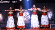 Khichdi Traditional Indian Dance Kathak Bharat Natyam GIF - Khichdi Traditional Indian Dance Kathak Bharat Natyam Praful And Debina Exhibition GIFs