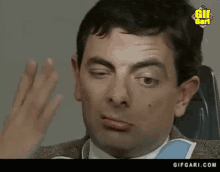 Rowan Atkinson Mr Bean GIF - Rowan Atkinson Mr Bean Numb GIFs