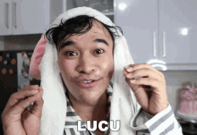 Lucu Anwar GIF - Lucu Anwar Hits Records GIFs