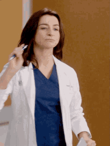 Greys Anatomy Amelia Shepherd GIF - Greys Anatomy Amelia Shepherd Throwing Pen GIFs