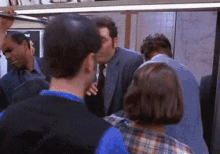 Kramer Crowd GIF - Crowded Packed Cramped GIFs