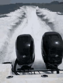 Fast Boat Speedboat GIF - Fast Boat Speedboat Twin Engine GIFs
