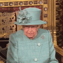 Queen Elizabeth Queen GIF - Queen Elizabeth Queen Queen Of England GIFs
