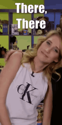Maude Maude Garrett GIF - Maude Maude Garrett There There GIFs