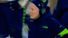 Pete Carroll Chewing Gum GIF - Pete Carroll Chewing Gum Seattle Seahawks GIFs