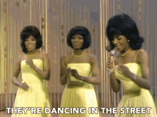 Theyre Dancing In The Street Martha And The Vandellas GIF - Theyre Dancing In The Street Martha And The Vandellas Dancing In The Streets GIFs
