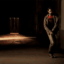 Dancing Moves GIF - Dancing Moves Perform GIFs