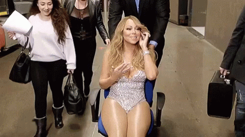 Mariah Carey Wheelchair GIF - Mariah Carey Wheelchair Diva GIFs
