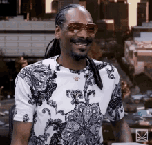 Smiling Snoop Dogg GIF - Smiling Snoop Dogg Smile GIFs