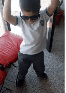 manu shake it kid manu shake it kid