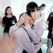 frung hug console praewa nichapat praewa frung hug console praewa nichapat praewa