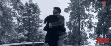 Embrace Hug GIF - Embrace Hug Shahid Kapoor GIFs