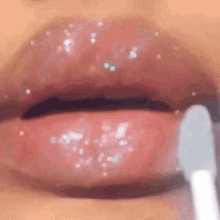 lipgloss lipstick