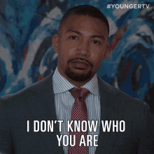 I Dont Know Who You Are Clueless GIF - I Dont Know Who You Are Clueless Charles Michael Davis GIFs