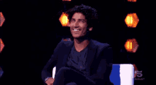 akash kumar isola dei famosi akash kumar gif ridere risata
