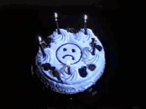https://c.tenor.com/eTeHjNfPhqUAAAAd/emoji-birthday-cake.gif