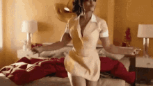 Eu Dona De Casa, Preparada Para Faxina GIF - Housewife Cleaning Sexy GIFs
