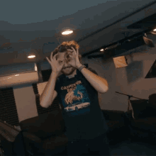 I Can See You Niko Pueringer GIF - I Can See You Niko Pueringer Corridor Crew GIFs