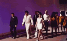 Elvis Walking GIF - Elvis Walking Entourage GIFs