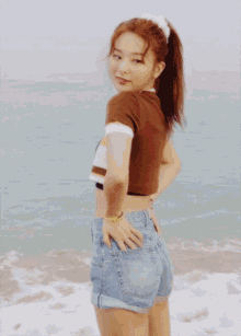 Seulgi Posing Kpop GIF - Seulgi Posing Seulgi Posing GIFs