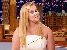 amy schumer shy look away no comment yeah amy schumer shy look away no comment yeah