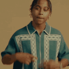Heart Sign Eli Derby GIF - Heart Sign Eli Derby Love Song GIFs