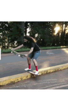 Hair Flip Skateboard GIF - Hair Flip Skateboard Like A Boss GIFs