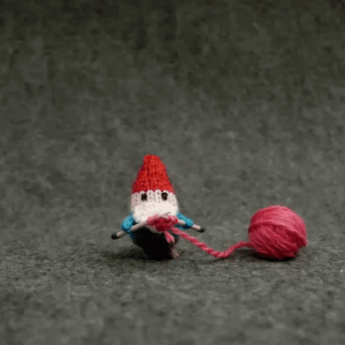 Gnome Crochet GIF - Gnome Crochet Hearts GIFs