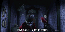 Im Out Of Here Pepe The King Prawn GIF - Im Out Of Here Pepe The King Prawn The Great Gonzo GIFs