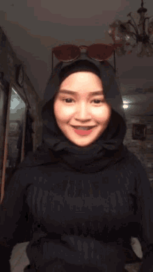 Tiktok Hijab GIF - Tiktok Hijab Goyang GIFs