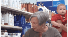 Old Woman Confused GIF - Old Woman Confused Really Annoyed GIFs