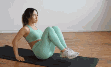 Abs And Legs Work Out Breathing In And Out GIF - Abs And Legs Work Out Breathing In And Out Female Abs GIFs