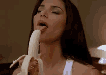 Roselyn Sanchez Banana GIF - Banana Roselyn Sanchez Licking GIFs