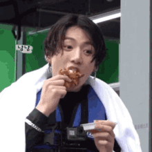 eating jungkook