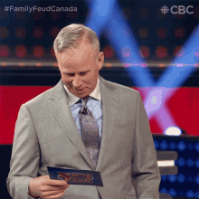 Smiling Family Feud Canada GIF - Smiling Family Feud Canada Thats Funny GIFs
