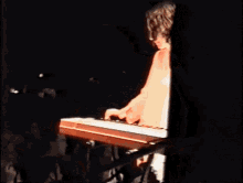 stereolab mary hansen play playing keyboard