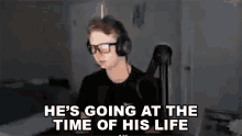 Hes Going At The Time Of His Life Avfn GIF - Hes Going At The Time Of His Life Avfn Hes Enjoying His Life GIFs
