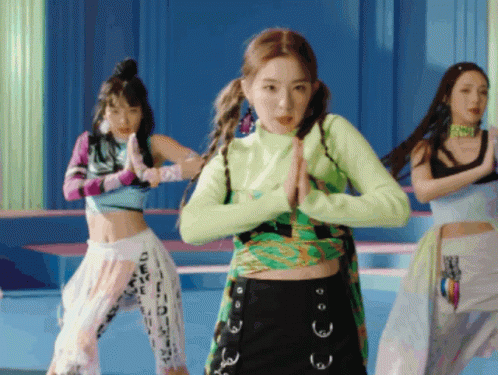 Zimzalabim Red Velvet GIF - Zimzalabim Red Velvet - Discover & Share GIFs