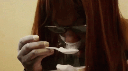 cocaine-snorting.gif
