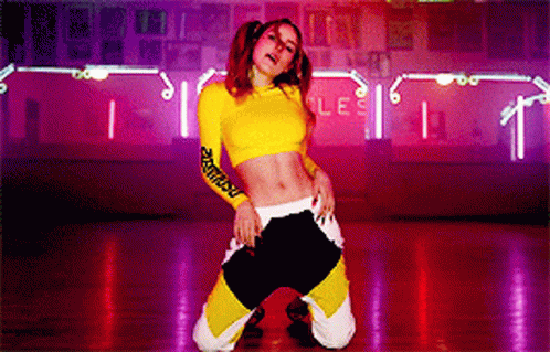 Belinda Belindapop GIF - Belinda Belindapop Belinda Peregrin - Discover &amp; Share GIFs