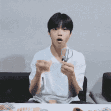 Passes Out X1 GIF - Passes Out X1 Dongpyo GIFs