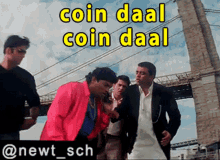 Awara Paagal Deewana Coin Daal GIF - Awara Paagal Deewana Coin Daal Paresh Rawal GIFs
