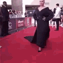 christina aguilera walking xtina awards night pop justice christina aguilera walking xtina awards night pop justice