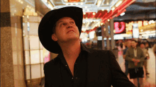 Pointing Up Jon Pardi GIF - Pointing Up Jon Pardi Last Night Lonely Song GIFs