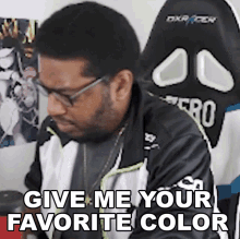 Give Me Your Favorite Color Wadi GIF - Give Me Your Favorite Color Wadi Panda GIFs